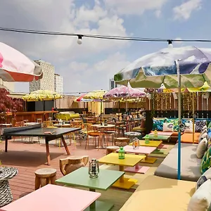 ** Hotel Mama Shelter East Francia
